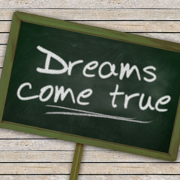 More excited of Year 2021 and biggest trend in virtual and augmented reality 